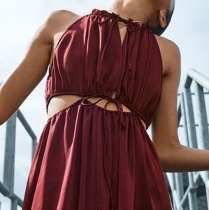 Zara wide leg, key hole, burgundy  jump suit. Size medium